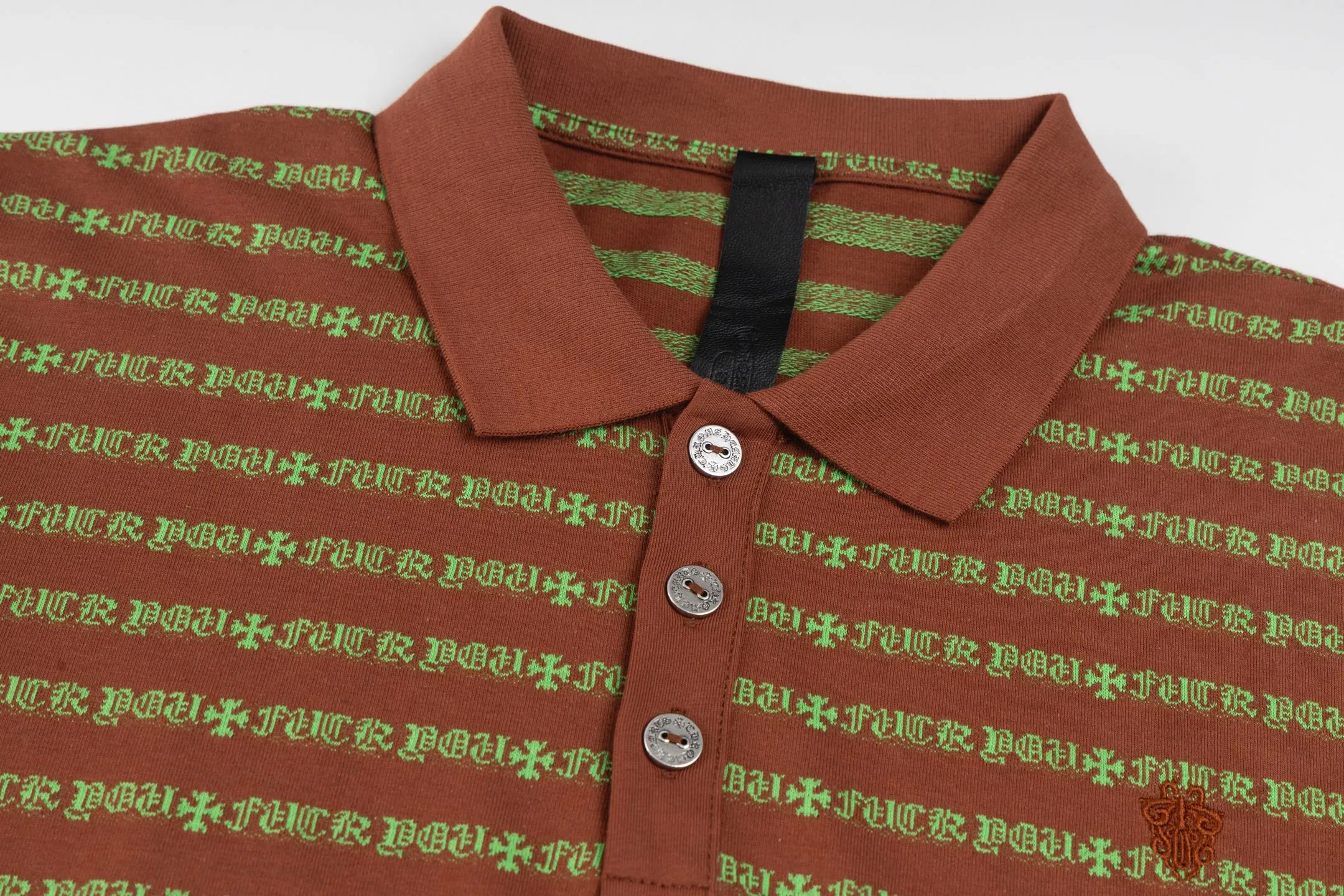 🅿️420 [Exclusive supply] CH Kroxin Sanskrit striped long-sleeved Polo shirt. The original version was purchased and developed for RMB 8,450. The fabric is made of yarn-dyed fabric, with a minimum order of one thousand meters, which is expensive. The embroidery uses an imported Tajima embroidery machine, and the collar leather tag is made of imported lambskin. The hardware is made of real antique silver which is extremely expensive. The overall wiring is straight and delicate, the fabric is comfortable and soft, and the color is consistent without color difference. It can be matched with the same style to create a fashionable look and control various occasions. Customized accessories, complete with three standards, same style for men and women! Size:S/M/L